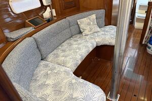 Sol Mates 36ft Beneteau Yacht For Sale