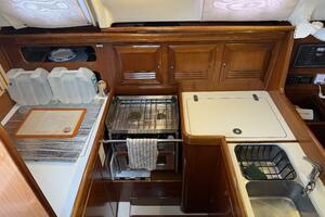 Sol Mates 36ft Beneteau Yacht For Sale