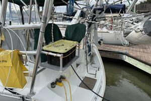 Sol Mates 36ft Beneteau Yacht For Sale