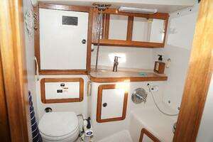 2000 Catalina 36 Mkll thumbnail 34