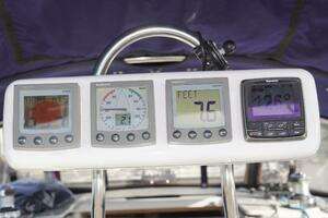 2000 Catalina 36 Mkll thumbnail 13