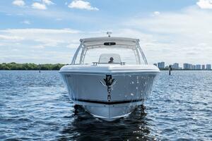 40ft Intrepid Yacht For Sale