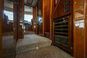 2010 Princess 95 M/Y thumbnail 49