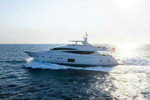 2010 Princess 95 M/Y thumbnail 14