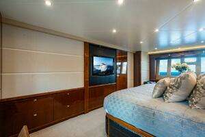 2010 Princess 95 M/Y thumbnail 83