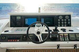 2010 Princess 95 M/Y thumbnail 40