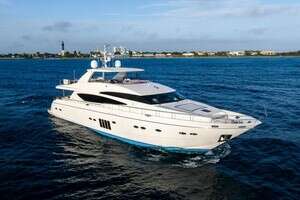 2010 Princess 95 M/Y thumbnail 1