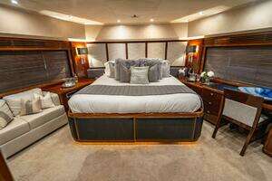2010 Princess 95 M/Y thumbnail 73