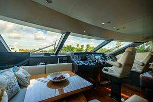 2010 Princess 95 M/Y thumbnail 64