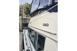 Limoncello 32ft Carver Yacht For Sale