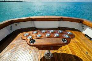 2021 Viking 68 Convertible thumbnail 13