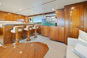 2021 Viking 68 Convertible thumbnail 23