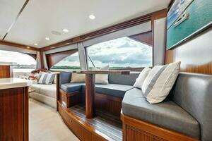 2021 Viking 68 Convertible thumbnail 31
