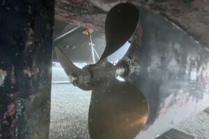 BAD HABITS 38ft Custom Yacht For Sale