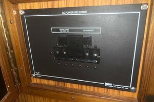 BAD HABITS 38ft Custom Yacht For Sale