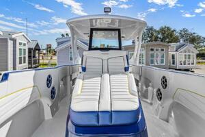 38FT (11.58M) RENEGADE