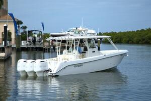 35ft Everglades Yacht For Sale