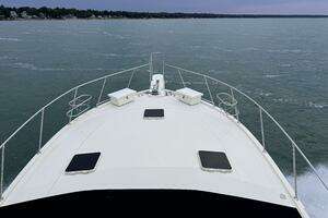 1987 Viking 48 Motor Yacht thumbnail 8