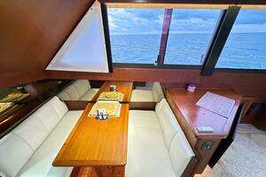1987 Viking 48 Motor Yacht thumbnail 48