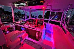 1987 Viking 48 Motor Yacht thumbnail 20