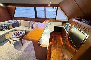 1987 Viking 48 Motor Yacht thumbnail 39