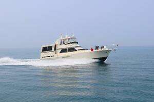 1987 Viking 48 Motor Yacht thumbnail 3