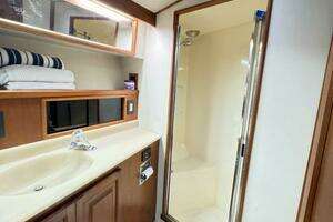 1987 Viking 48 Motor Yacht thumbnail 57