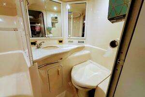 1998 Sea Ray 400 Sundancer thumbnail 23