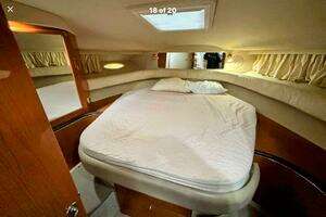 1998 Sea Ray 400 Sundancer thumbnail 24