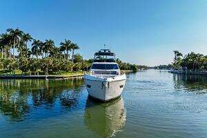 2019 Ferretti Yachts 780 thumbnail 6
