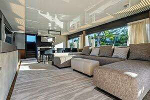 2019 Ferretti Yachts 780 thumbnail 28