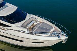 2019 Ferretti Yachts 780 thumbnail 5