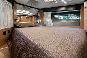 2019 Ferretti Yachts 780 thumbnail 56
