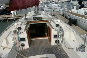 La Tarte 38ft Beneteau Yacht For Sale