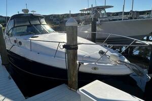 35ft Sea Ray Yacht For Sale