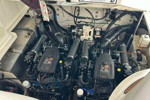 35ft Sea Ray Yacht For Sale