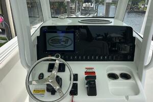 25ft Sea Hunt Yacht For Sale