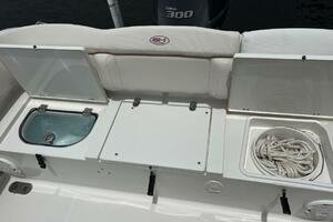 25ft Sea Hunt Yacht For Sale