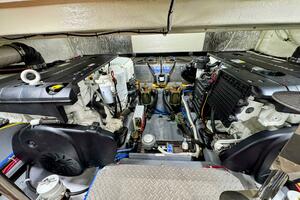 R amp R 37ft Carver Yacht For Sale