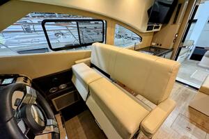 R amp R 37ft Carver Yacht For Sale