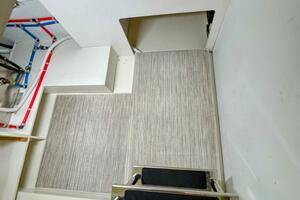 R amp R 37ft Carver Yacht For Sale