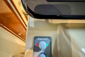 R amp R 37ft Carver Yacht For Sale