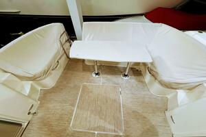 R amp R 37ft Carver Yacht For Sale