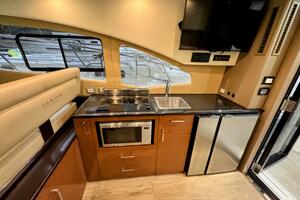 R amp R 37ft Carver Yacht For Sale
