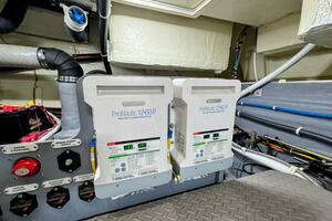 R amp R 37ft Carver Yacht For Sale