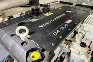 R amp R 37ft Carver Yacht For Sale