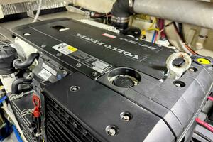 R amp R 37ft Carver Yacht For Sale