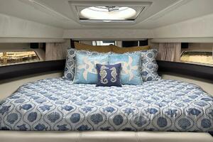 La Bella Sirena 33ft Monterey Yacht For Sale