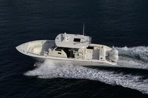 32ft Pursuit Yacht For Sale