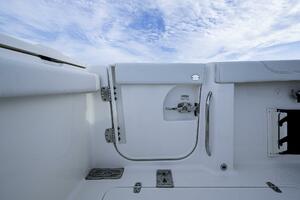 32ft Pursuit Yacht For Sale